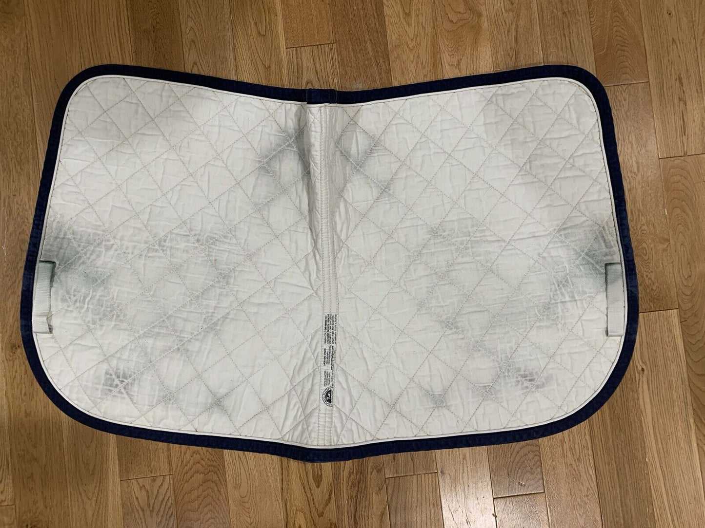 Seams Right Quilted Dressage Saddle Pad White/Blue Trim Full