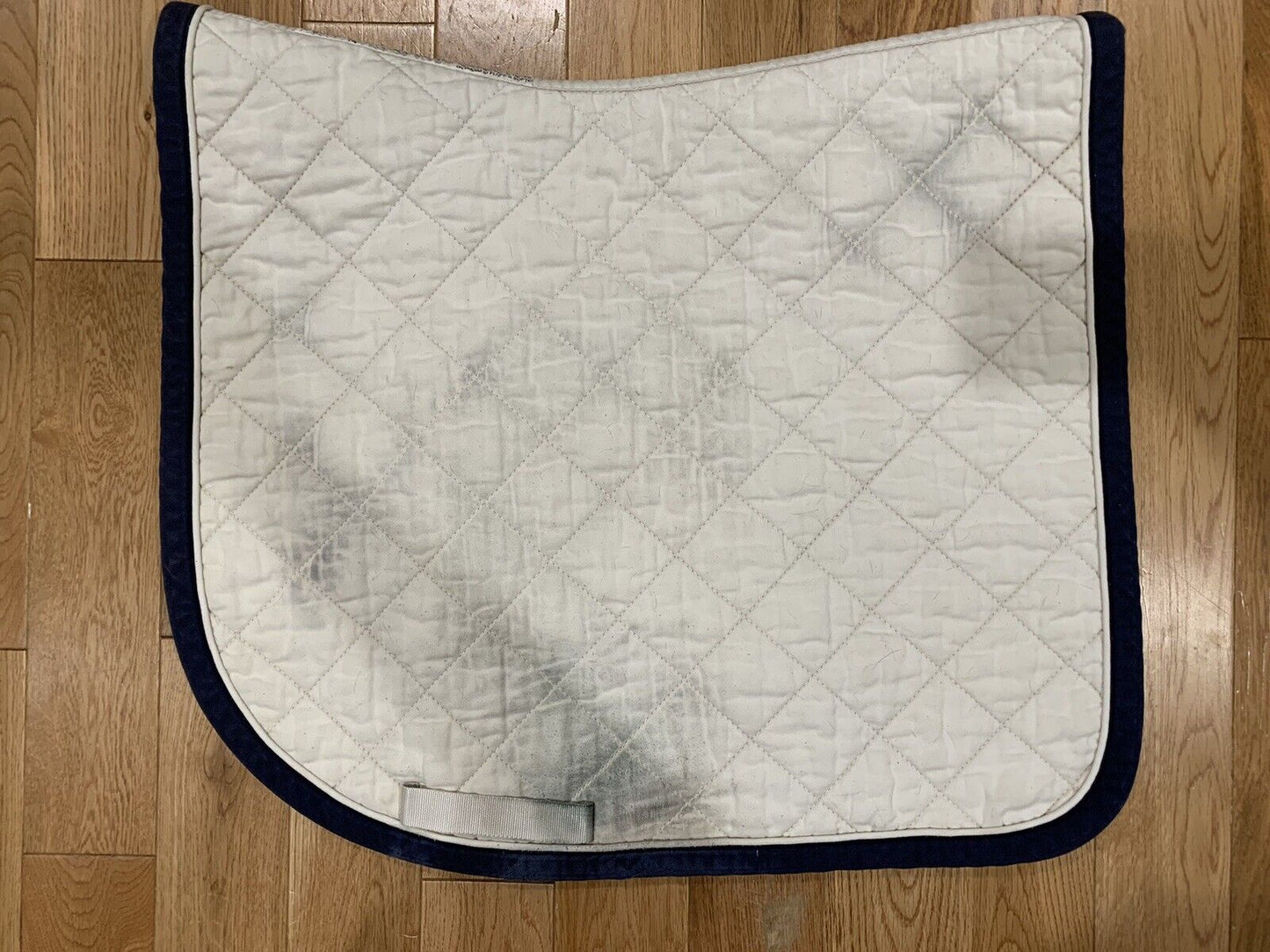 Seams Right Quilted Dressage Saddle Pad White/Blue Trim Full