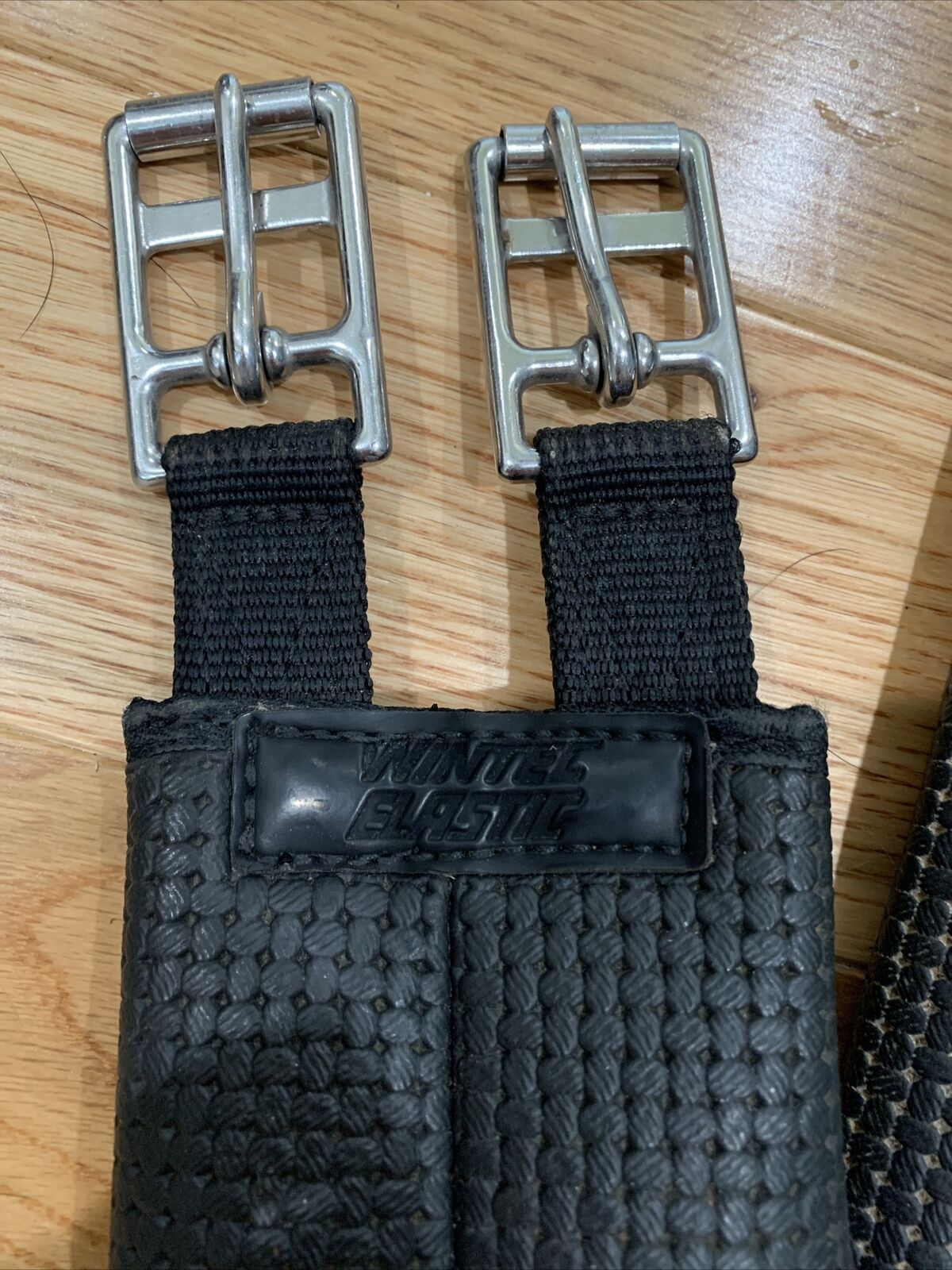 44 Inch Wintec Elastic Black Girth