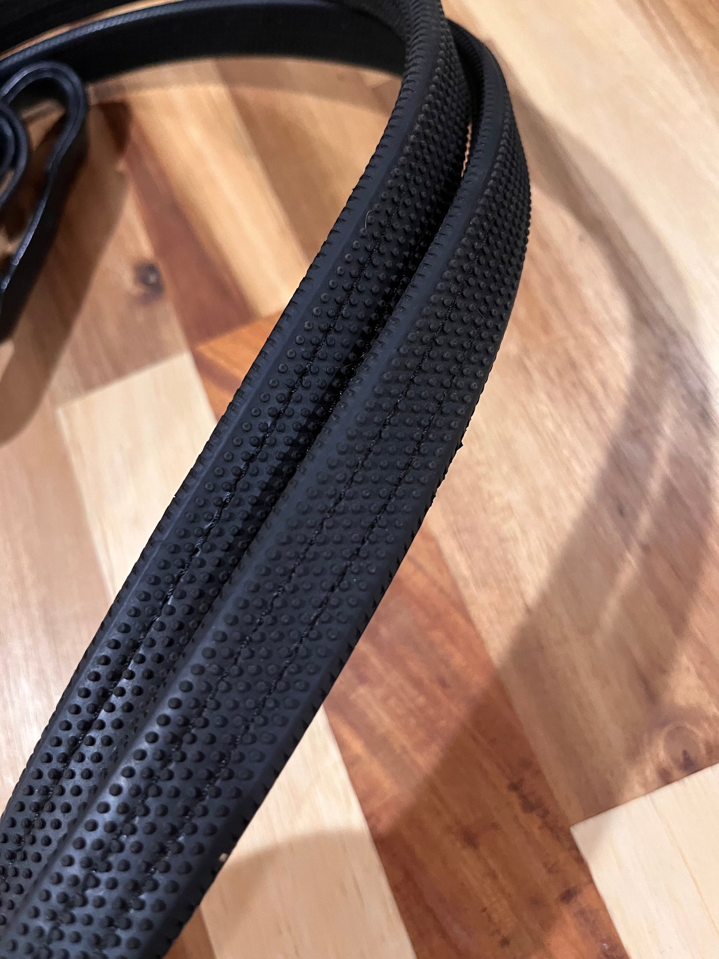 60 Inch Harwich Oversized Black Soft Rubber Reins
