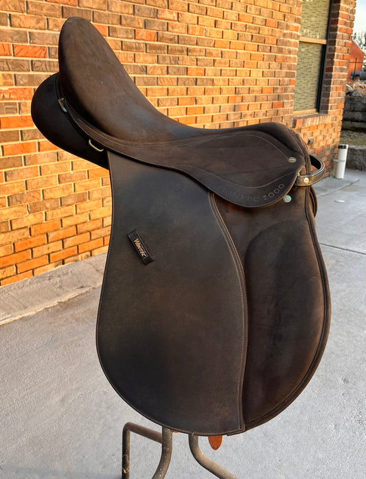 Wintec 2000 All Purpose Saddle 17.5 Inch Brown